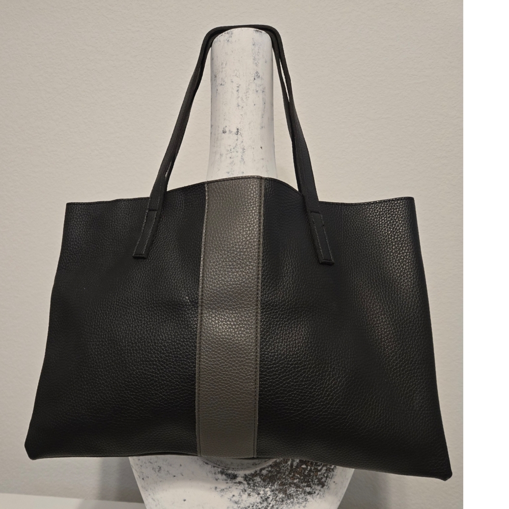 VINCE CAMUTO - BLACK/GRAY PEBBLE  LEATHER TOTE BAG